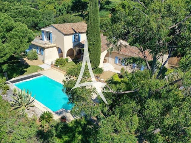 Vente Villa 7 pièces 200 m2 La Croix Valmer