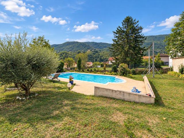 Vente Villa 7 pièces 200 m2 Le Gua