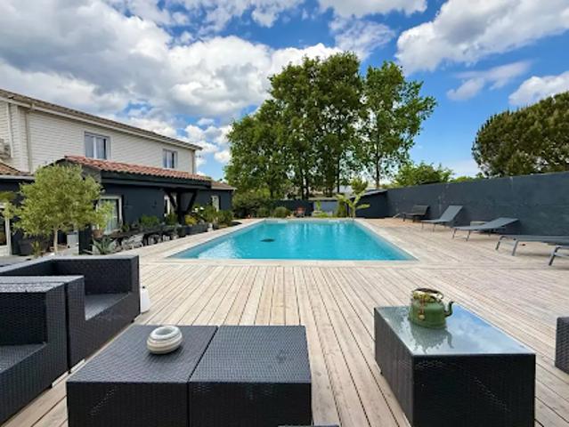 Vente Villa 7 pièces 200 m2 Sainte helene