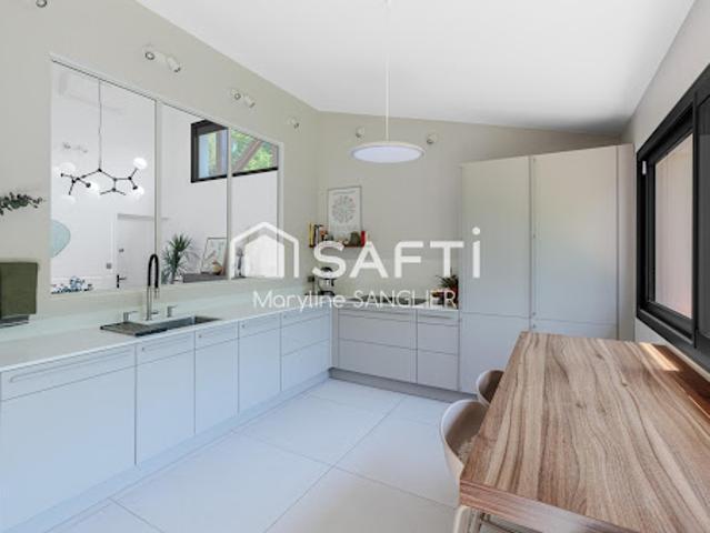 Vente Villa 7 pièces 210 m2 Toulouse