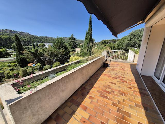 Vente Villa 7 pièces 215 m2 Carnoux en Provence