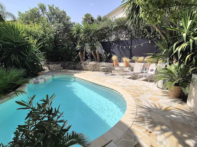 Vente Villa 7 pièces 225 m2 Cannes
