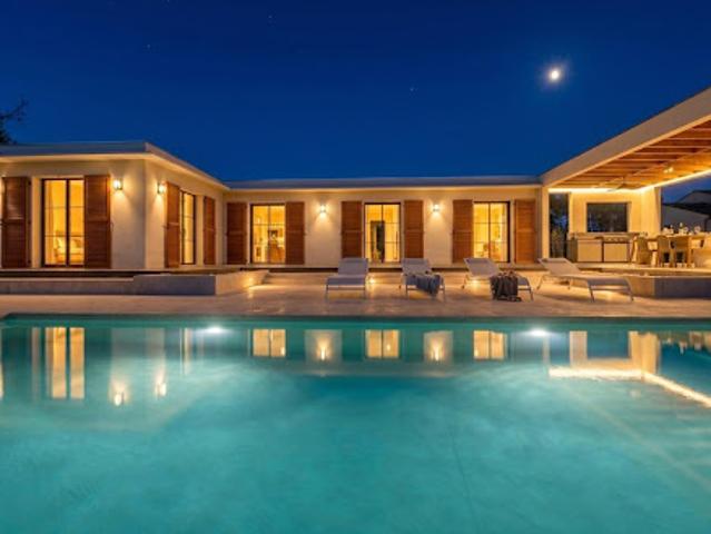 Vente Villa 7 pièces 229 m2 Saint Sauveur