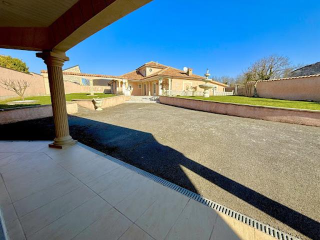 Vente Villa 7 pièces 230 m2 Chalons en champagne