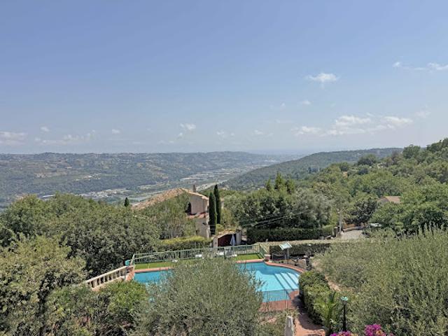 Vente Villa 7 pièces 232 m2 Gattières