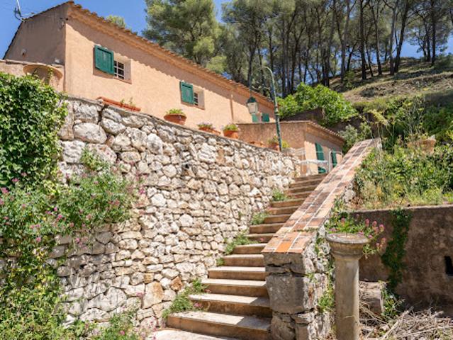 Vente Villa 9 pièces 240 m2 Cassis