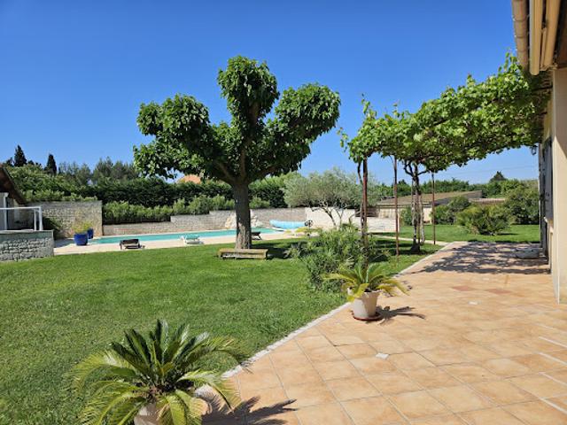 Vente Villa 7 pièces 235 m2 Graveson