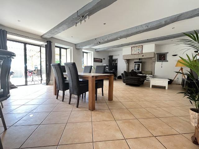 Vente Villa 7 pièces 239.82 m2 Mordelles