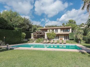 Vente Villa 7 pièces 240 m2 La Colle sur Loup