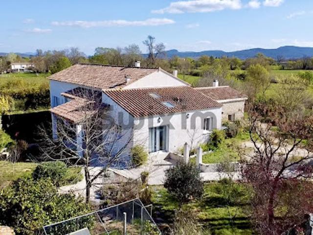 Vente Villa 7 pièces 240 m2 Les Plans