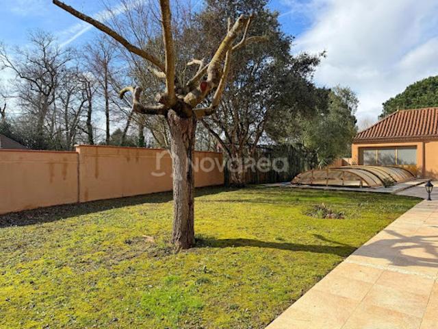 Vente Villa 7 pièces 241 m2 Pau