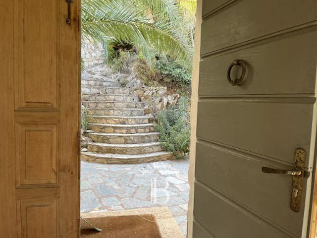 Vente Villa 7 pièces 242 m2 L'Ile Rousse