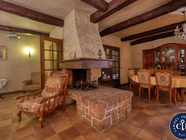 Vente Villa 7 pièces 246 m2 Drap