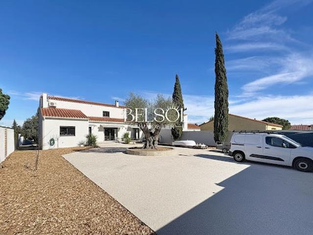 Vente Villa 7 pièces 250 m2 Pollestres