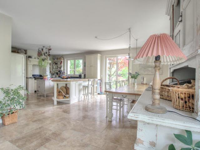 Vente Villa 7 pièces 260 m2 Gex