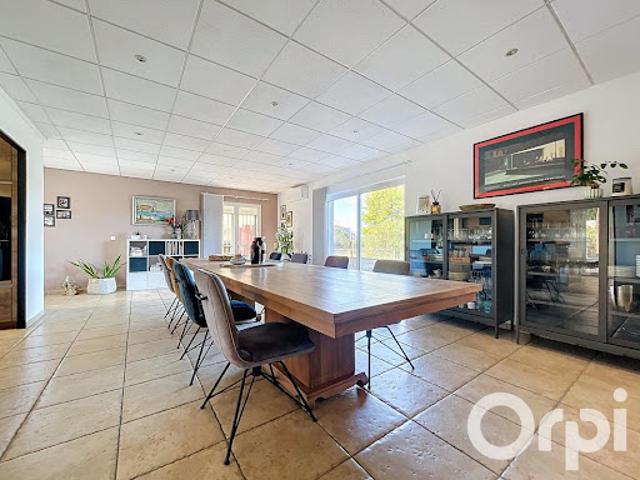 Vente Villa 7 pièces 260 m2 Théza