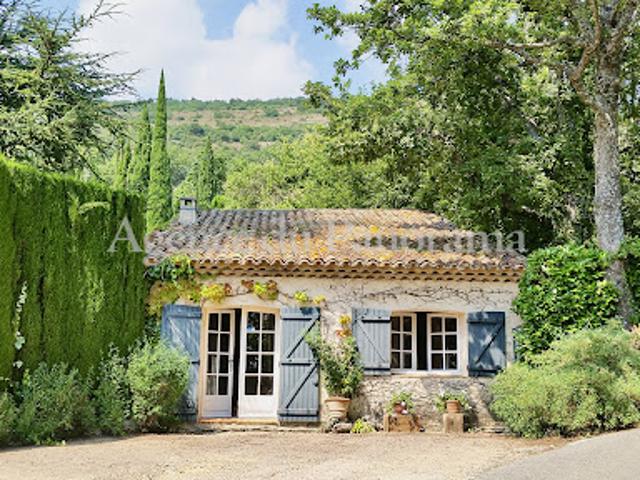 Vente Villa 7 pièces 284.41 m2 Saint Vallier de Thiey