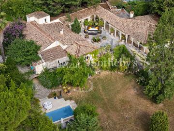 Vente Villa 7 pièces 320 m2 Grasse