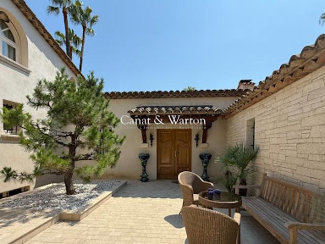 Vente Villa 7 pièces 380 m2 Saint raphael