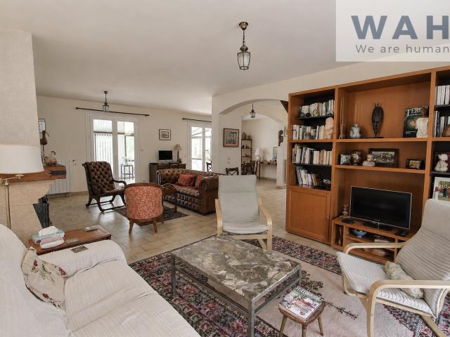 VENTE VILLA 7 PIECES A SAINT CLEMENT DE RIVIERE 34980