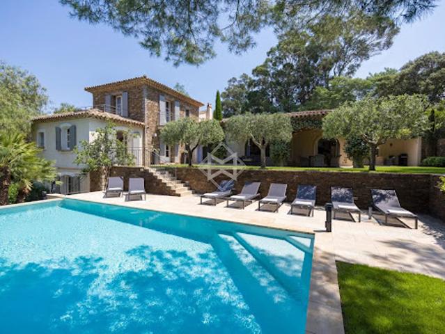 Vente Villa 7 pièces 220 m2 La Croix Valmer
