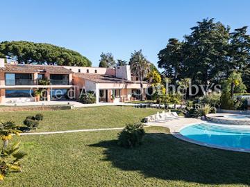 Vente Villa 8 pièces 464 m2 Nice