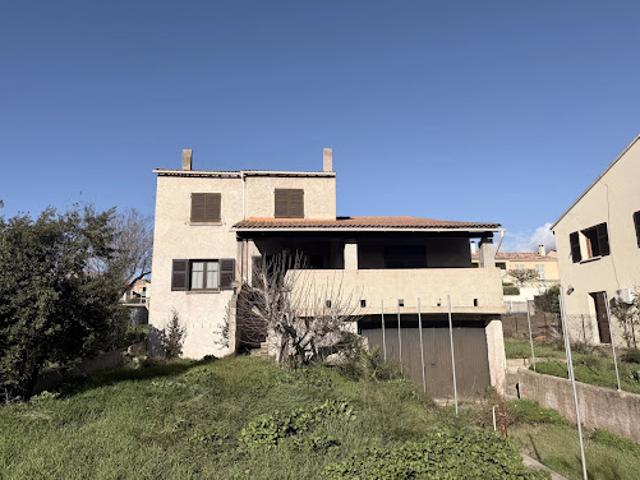 Vente Villa 8 pièces 136.61 m2 Saint Florent