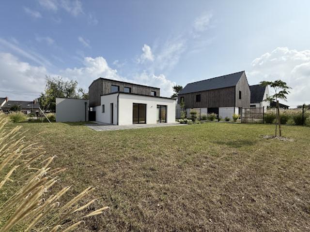 Vente Villa 8 pièces 149.67 m2 Cesson sevigne