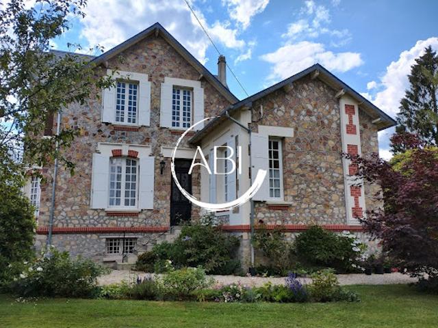 Vente Villa 8 pièces 170 m2 Bagnoles de l'Orne Normandie