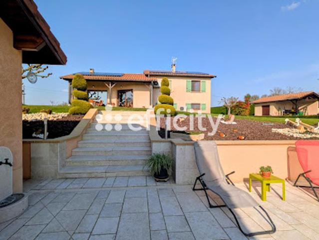 Vente Villa 8 pièces 179 m2 Saint Jean sur Veyle