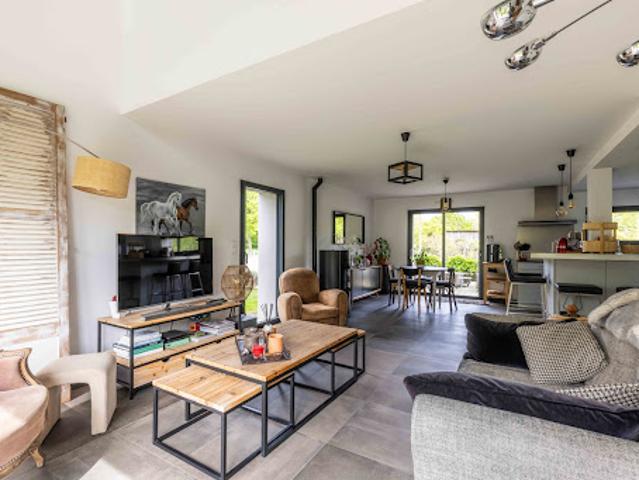 Vente Villa 8 pièces 179 m2 Thorigné Fouillard