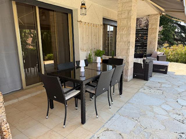 Vente Villa 8 pièces 180 m2 Figeac