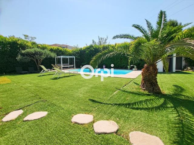 Vente Villa 8 pièces 192 m2 Carnoux en Provence