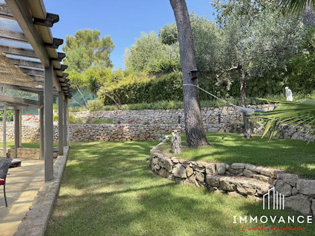 Vente Villa 8 pièces 200 m2 Castelnau le Lez