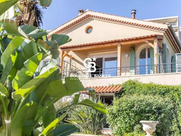 Vente Villa 8 pièces 200 m2 Nice