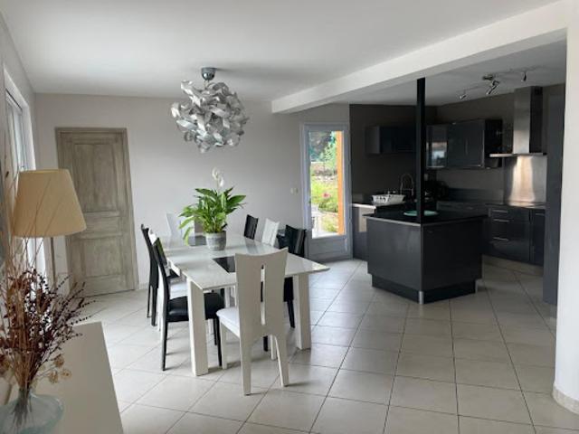 Vente Villa 8 pièces 180 m2 Saint Julien