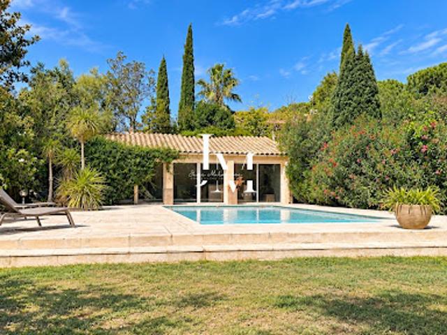 Vente Villa 8 pièces 216 m2 Fourques