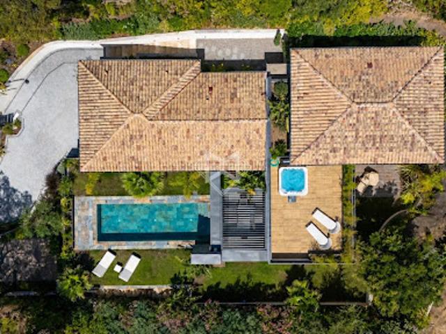 Vente Villa 8 pièces 218.78 m2 Sainte Maxime