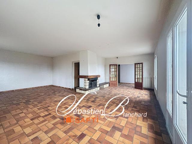 Vente Villa 8 pièces 226 m2 Chanay