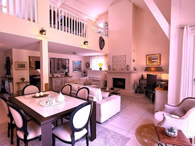 Vente Villa 8 pièces 237 m2 Noisy le Roi