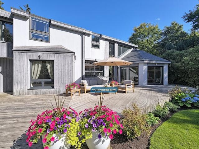 Vente Villa 8 pièces 250 m2 Noiseau