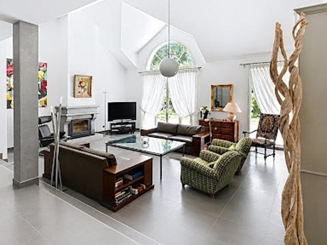Vente Villa 8 pièces 263 m2 Ozoir la ferriere