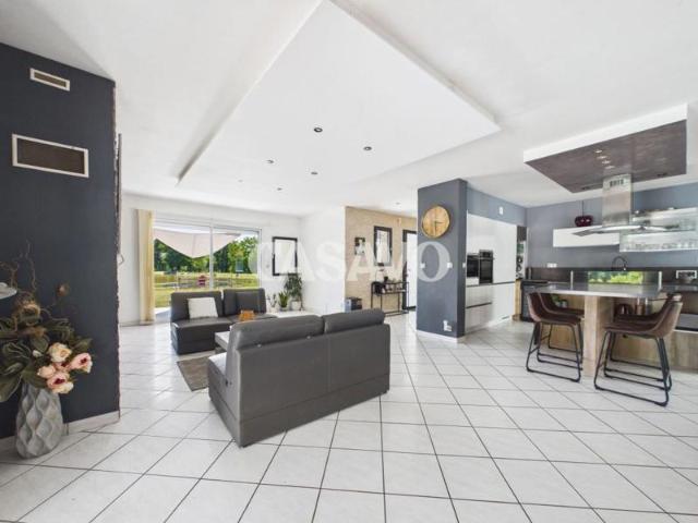 Vente Maison 8 pièces de 189m² 01330 Sainte Olive