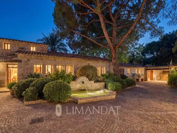 Vente Villa 9 pièces 460 m2 Saint paul de Vence