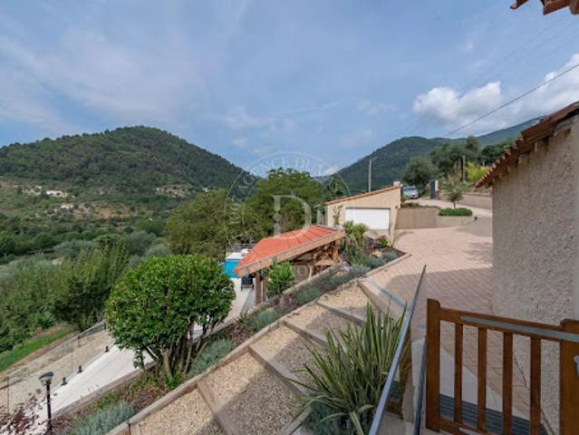 Vente Villa 9 pièces 380 m2 Sospel