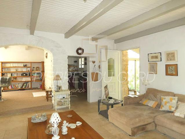 Vente Villa 9 pièces 145 m2 Le Pin