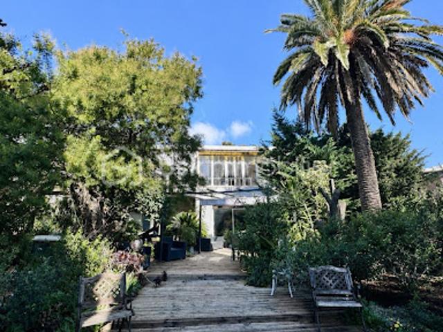 Vente Villa 9 pièces 179 m2 Toulon