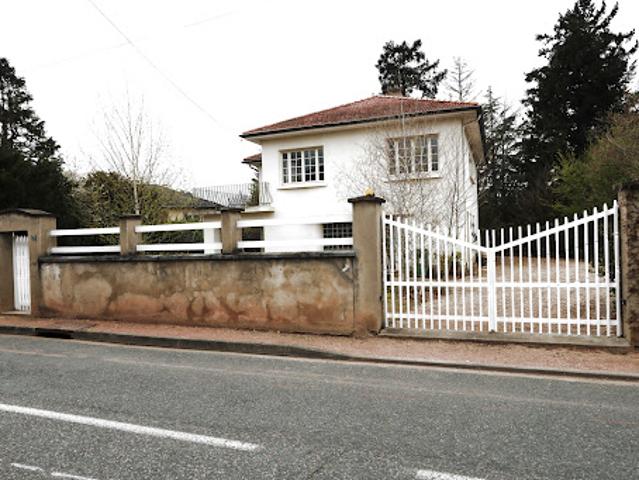 Vente Villa 9 pièces 212 m2 Villerest