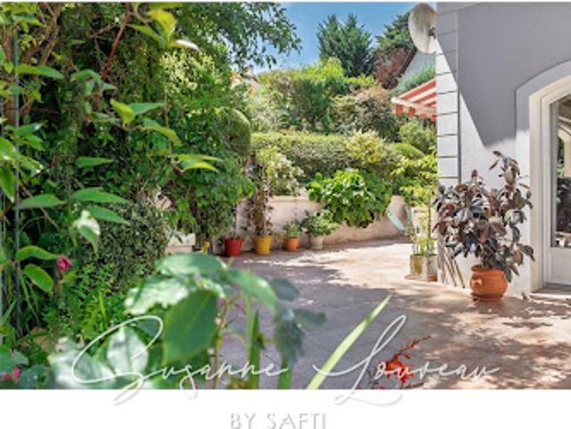 Vente Villa 9 pièces 215 m2 L'Etang la Ville
