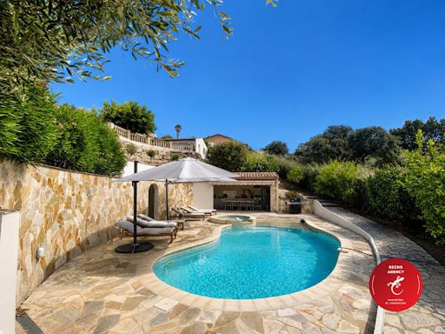 Vente Villa 9 pièces 216.81 m2 Sainte Maxime